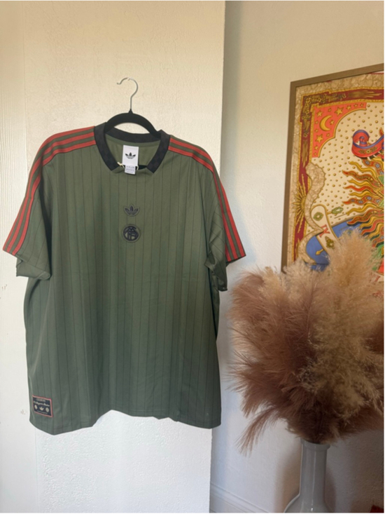 adidas Other - New With Tags, Adidas FC Bayern Terrace Icons Jersey (JM9424), Mens XL